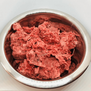 raw wild beef dog food-dog food delivery-mealfinds