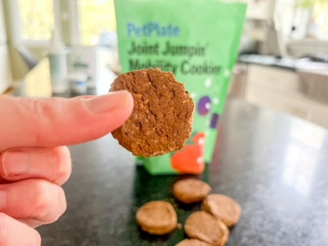 joint mobility cookie in hand-petplate reviews-mealfinds