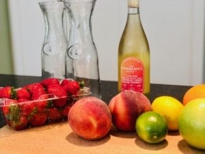 wonderful-wine-co-white-wine-sangria-step-1-wonderful wine co reviews-mealfinds