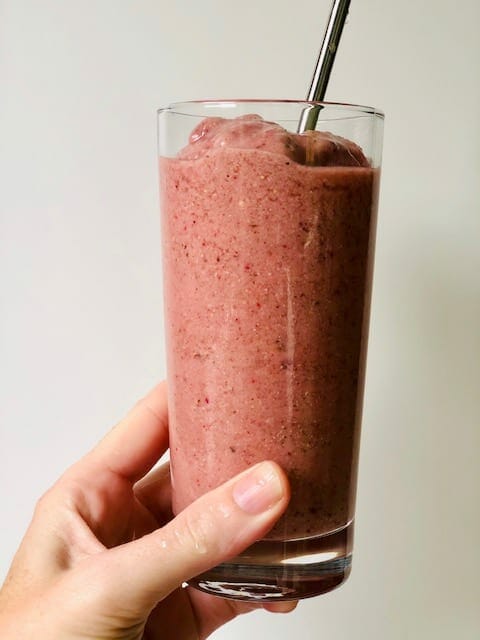 everipe-strawberry-bananza-smoothie