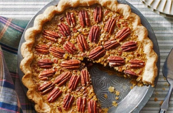 pecan pie-martha stewart marley spoon thanksgiving 2022-mealfinds