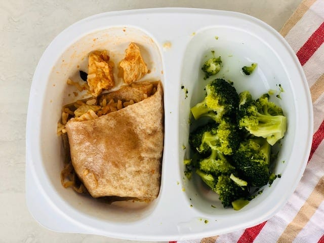 yumble-chicken-chili-wrap-yumble kids meal delivery reviews-mealfinds