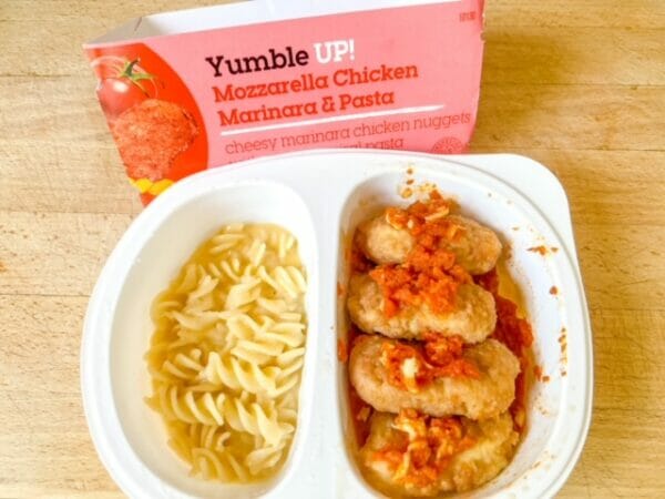 yumble up mozzarella chicken-yumble kids meal reviews-mealfinds