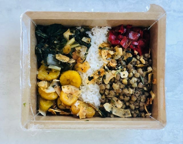 mosaic-jerk-lentil-plantain-bowl- mosaic foods service reviews - mealfinds