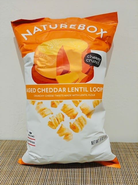 naturebox-cheddar-lentil-loops