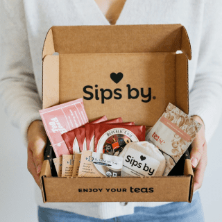 sips by tea subscription box-tea delivery-mealfinds