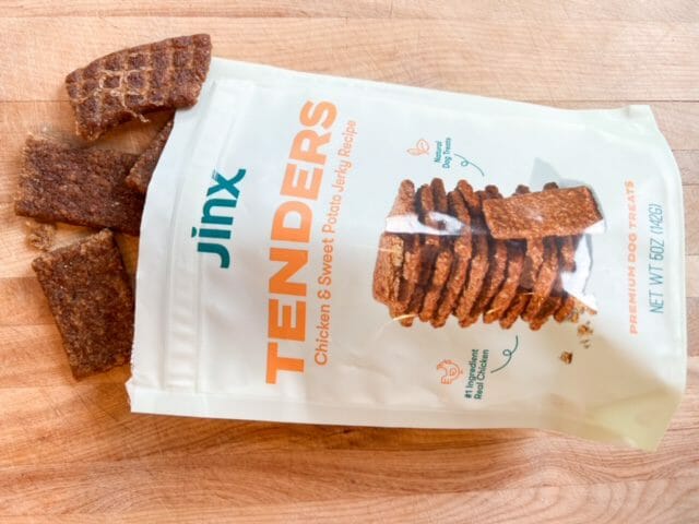jinx chicken sweet potato tenders-jinx dog food reviews-mealfinds