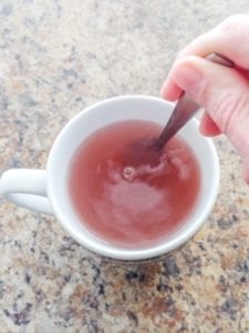 tea-drops-stir