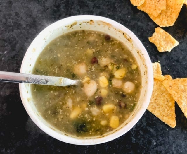 mosaic-pozole-verde-soup- mosaic foods service reviews - mealfinds