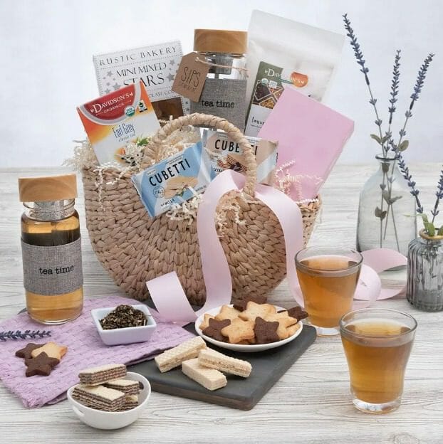 thinking of you loose leaf tea gift backset gourmetgiftbaskets-tea gift sets-mealfinds