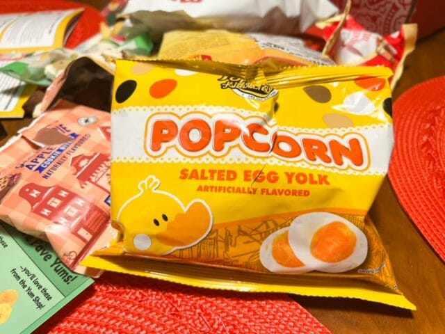 salted egg yolk popcorn-universal yums box review-mealfinds