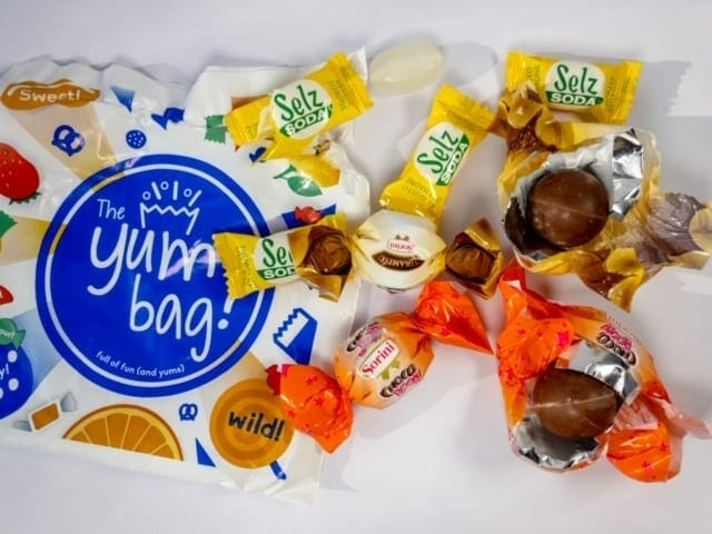 universal-yums-reviews-yum-bag-candies