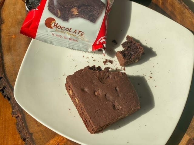 eat-me-guilt-free-reviews-pb-bliss-brownies