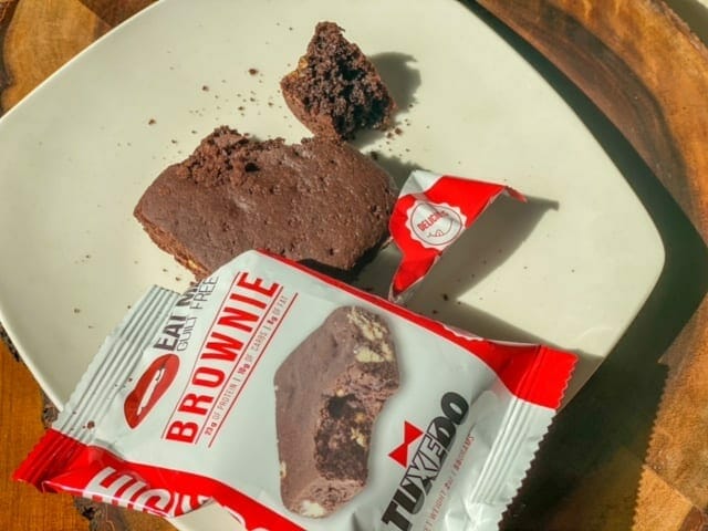 eat-me-guilt-free-tuxedo-brownies-review