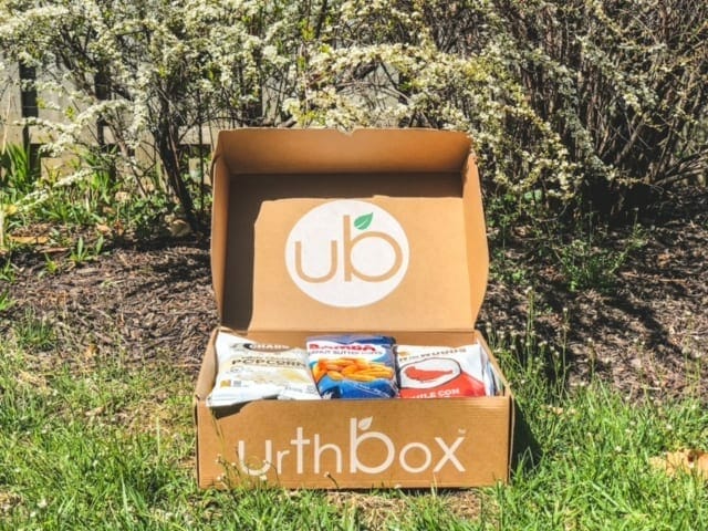 urthbox-snack-box-outside