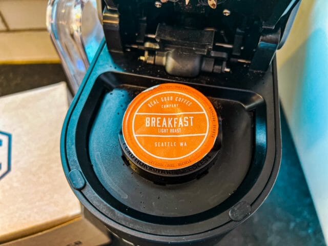 breakfast blend cup in keurig-real good coffee co review-mealfinds