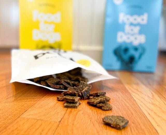 sundays for dogs beef spilled on floor from bag-sundays fod dogs reviews-mealfinds