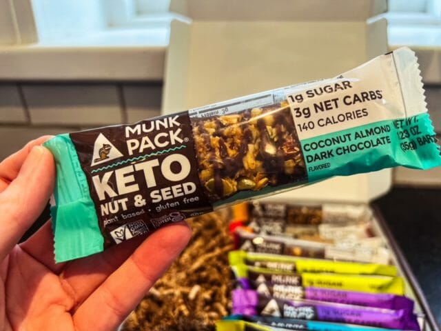 coconut almond dark chocolate keto granola bar-munk pack keto granola bar review-mealfinds