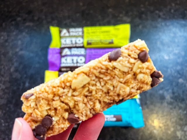 coconut almond dark chocolate keto granola bar up close-munk pack keto granola bar review-mealfinds