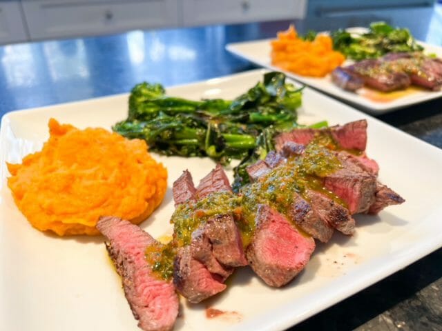 steak chimichurri meal plated -georgie and toms reviews-mealfinds